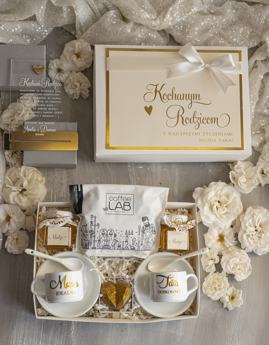 Prezenty, Podziękowania dla Rodziców zestawy prezentowe kubki filiżanki Ślubne Podziękowania dla Rodziców, zestaw prezentowy filiżanki dla Rodziców od Młodej Pary, Box presonalizowana statuetka podziękowania 0
