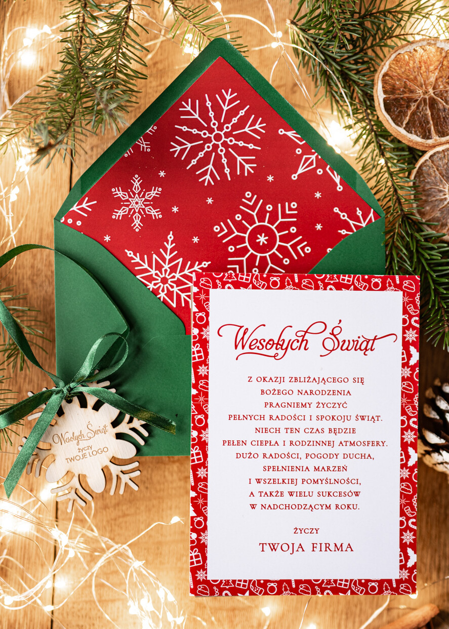 Kartki świąteczne z logo firmy z magnesem lub zawieszką na choinkę kartki świąteczne dla firm Drewniana bombka zawieszka na choinke z Logo firmy świateczna kartka firmowa śnieżyka1