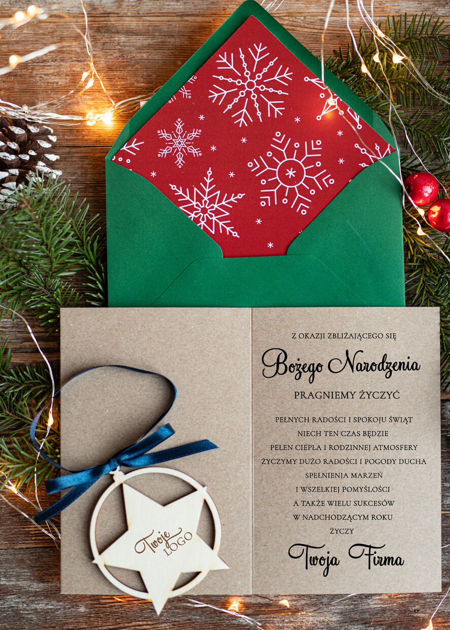 Kartki świąteczne z logo firmy z magnesem lub zawieszką na choinkę kartka świąteczna z logo firmy kartka z drewniana bombką na choinkę   1