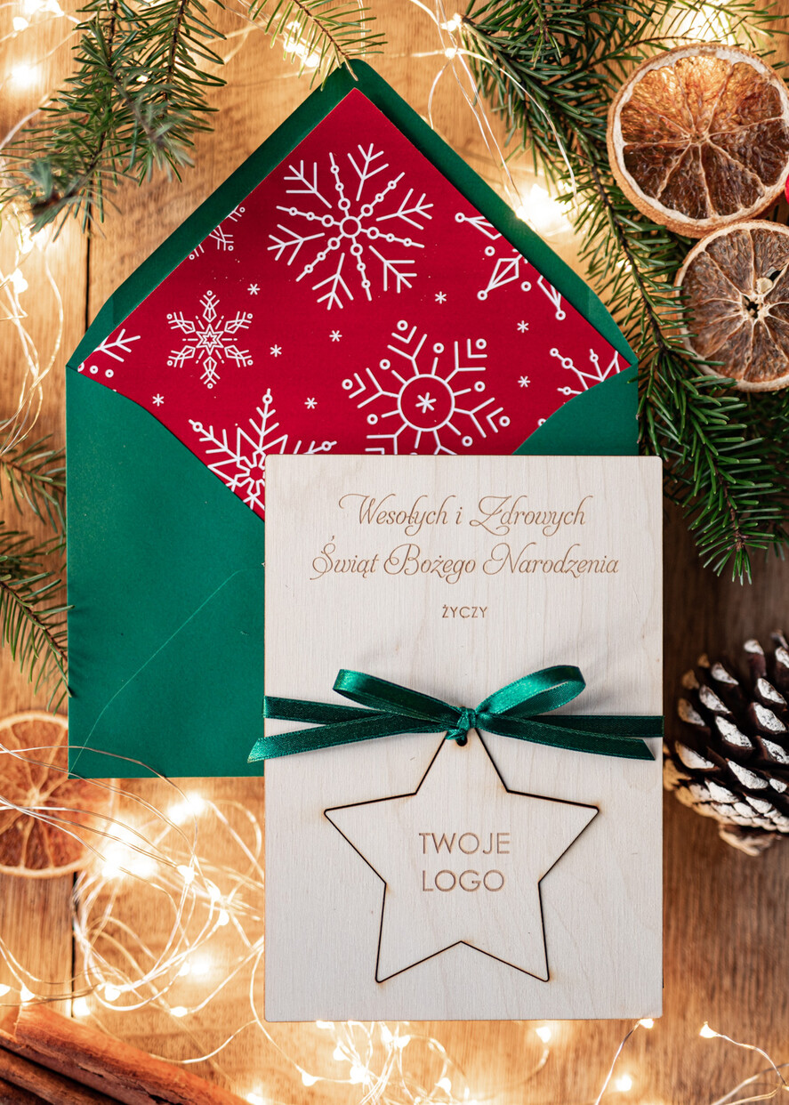 Kartki świąteczne z logo firmy z magnesem lub zawieszką na choinkę kartki świąteczne dla firm Drewniana bombka zawieszka na choinke z Logo firmy świateczna kartka firmowa 1