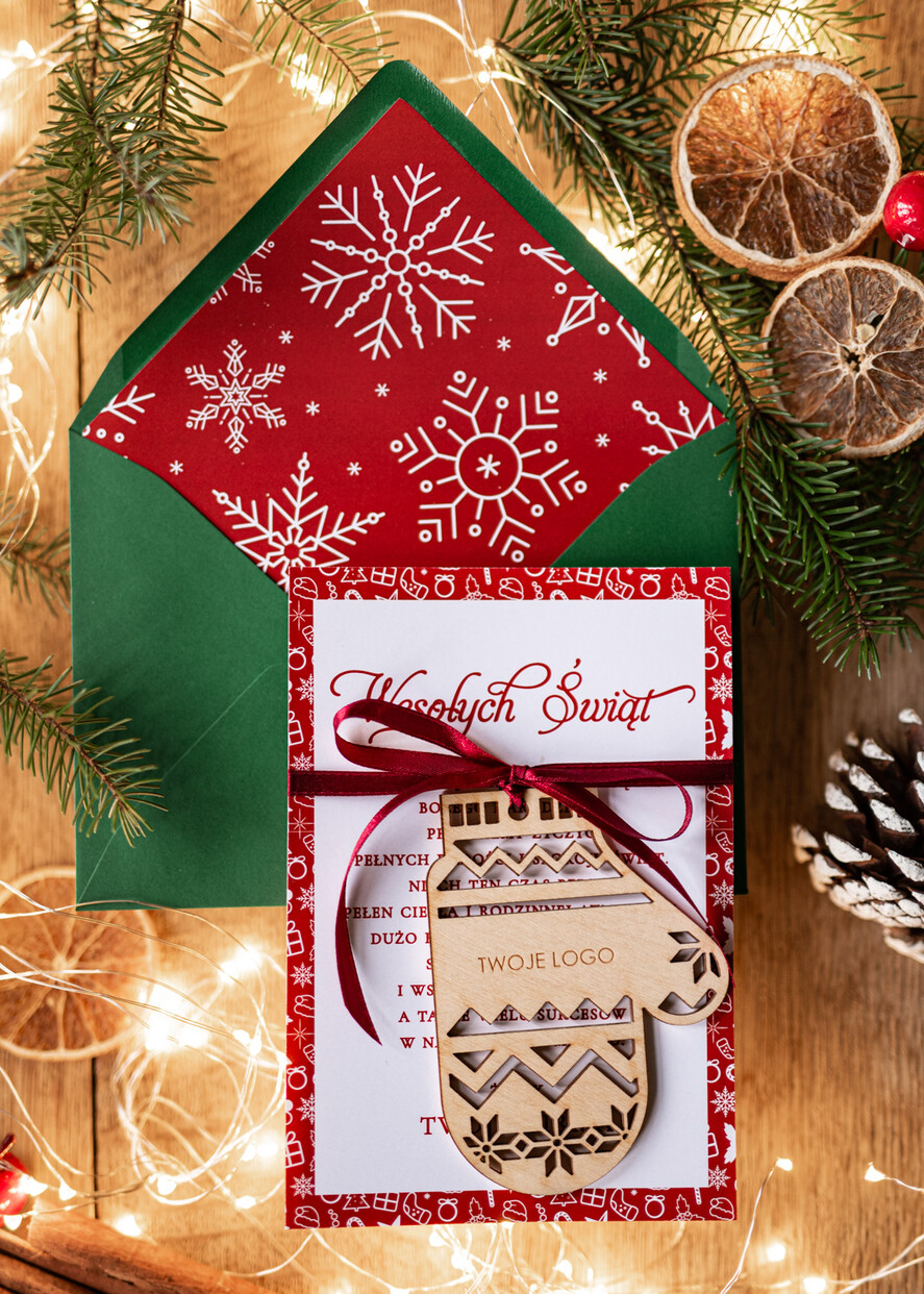 Kartki świąteczne z logo firmy z magnesem lub zawieszką na choinkę kartki świąteczne dla firm Drewniana bombka zawieszka na choinke z Logo firmy świateczna kartka firmowa 0