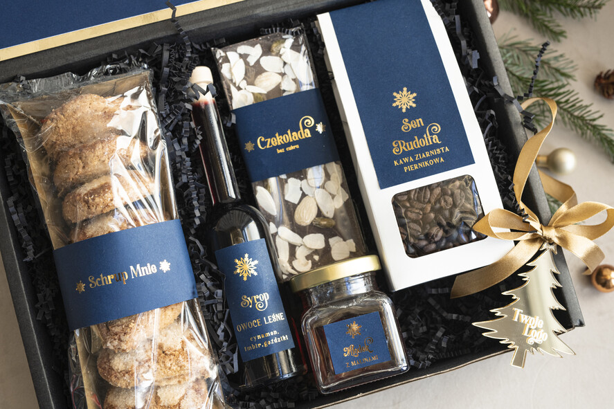 Prezenty oferta dla Firm słodkie zestawy  kosze prezentowe dla firm, prezenty biznesowe  z kawą i herbatą, upominki na święta dla pracowników i kontrahentów, personalizowane prezenty firmowe, zestawy świąteczne z logo3