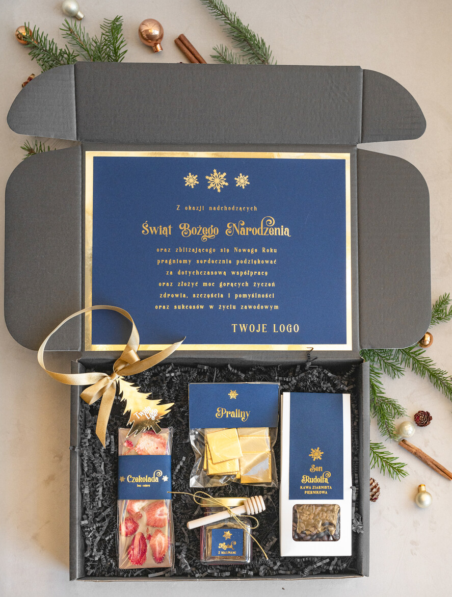 Prezenty oferta dla Firm słodkie zestawy  kosze prezentowe dla firm, prezenty biznesowe  z kawą i herbatą, upominki na święta dla pracowników i kontrahentów, personalizowane prezenty firmowe, zestawy świąteczne z logo, firmowe upominki świąteczne1