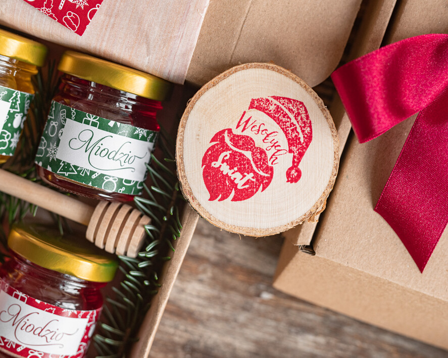 Prezenty oferta dla Firm słodkie zestawy  prezent na święta zestawy dla firm z logo zestaw miodów2