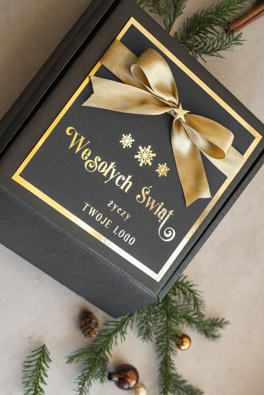 Prezenty oferta dla Firm słodkie zestawy  kosze prezentowe dla firm, prezenty biznesowe dla firm z kawą i herbatą, upominki na święta dla pracowników, świąteczne gadżety dla pracowników i kontrahentów, personalizowane prezenty firmowe, zestawy świąteczne z logo, eleganckie kosze prezentowe, firmowe upominki świąteczne4