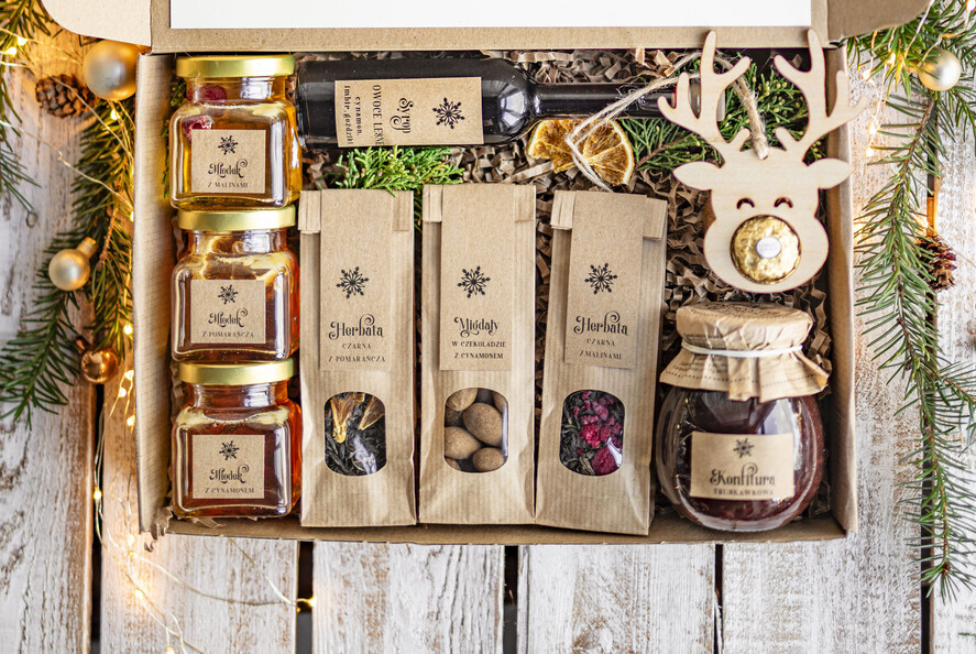 Prezenty oferta dla Firm kawa  herbata miód Prezenty na Boże Narodzenie dla klientów, bożonarodzeniowy prezent biznesowy dla firm z miodami i  herbatą, paczki na święta dla pracowników, upominek biznesowy box swiąteczny zestaw z logo 2