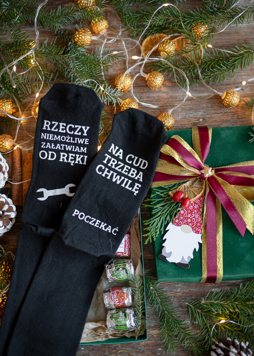 Prezenty oferta dla Firm zestawy skarpetki, koszulki z nadrukiem Prezent od firmy na święta, Prezenty dla pracowników skarpetki2