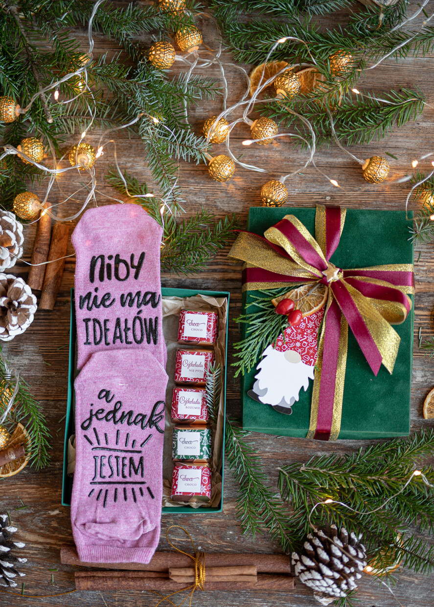 Prezenty oferta dla Firm zestawy skarpetki, koszulki z nadrukiem prezent na swieta dla firm, Prezent dla Pracownika śmieszne skarpety0