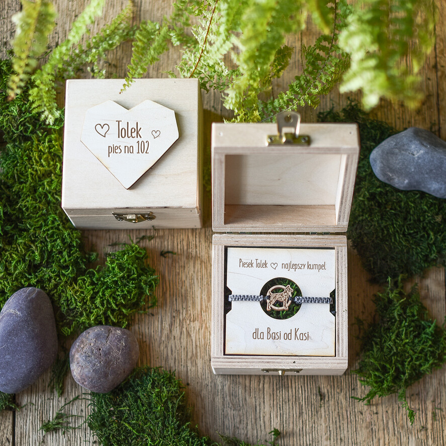 prezenty dla niej bransoletki szczęścia  wyjątkowy prezent dla narzeczonej pod choinkę drewniana bransoletka szczęścia   2