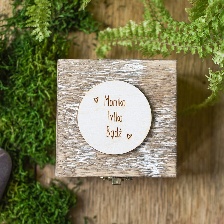 prezenty dla niej bransoletki szczęścia  romantyczny prezent dla żony na święta4