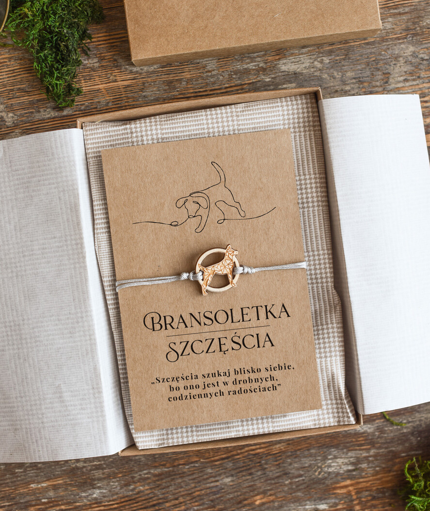prezenty dla niej bransoletki szczęścia  Bransoletka drewniana z Twoim pupilem Super Pomysł na Prezent dla niej Drewniana Bransoletka dla Dziewczyny1
