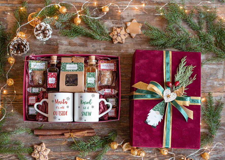 Prezenty indywidualne  zestawy z kubkiem i filiżanką wyjątkowy prezent na święta wspólny prezent,wspólny prezent świąteczny dla rodziców pod choinkę, ciekawe prezenty dla tesciow na swieta, zestaw kubków dla pary, bozonarodzeniowy prezent dla dziadków, świąteczny zestaw kubeczków dla pary 0
