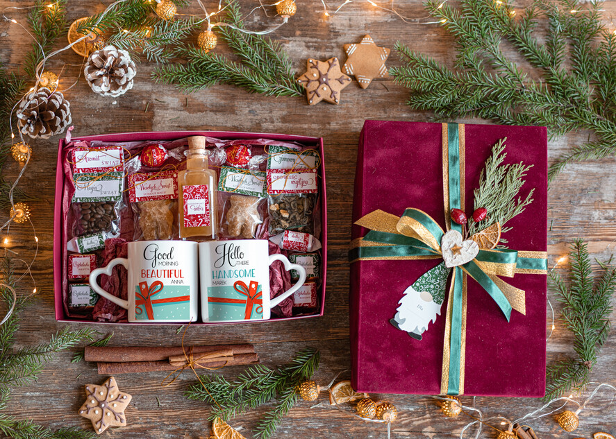 Prezenty indywidualne  zestawy z kubkiem i filiżanką świąteczny zestaw kubeczków dla pary, wspólny prezent świąteczny dla rodziców pod choinkę, ciekawe prezenty dla tesciow na swieta, zestaw kubków dla pary, bozonarodzeniowy prezent dla dziadków, świąteczny zestaw kubeczków dla pary 0