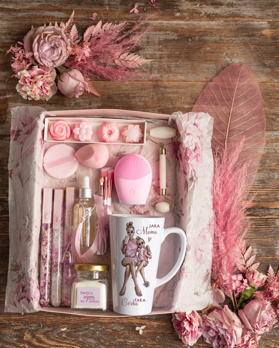 prezenty dla niej zestawy kosmetyczne  Pomysł na Praktyczny Prezent dla Mamy Zestaw Kosmetyków z Kubkiem Prezent na Dzień Mamy Kosmetyki Naturalne 1