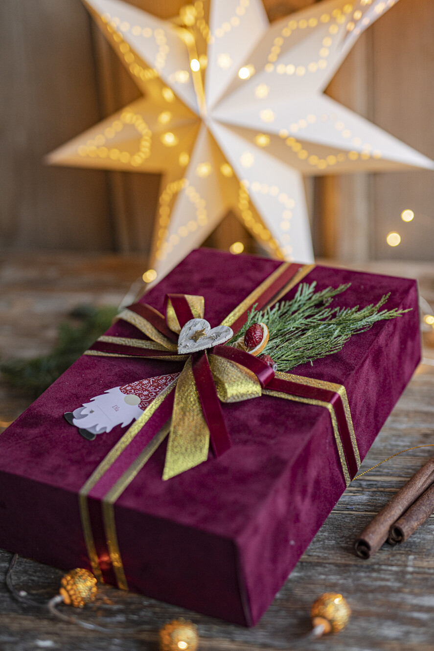 prezenty dla niej zestawy kosmetyczne  pomysł na praktyczny prezent dla mamy pod choinkę, zestaw prezentowy aromatrapia kapielowa4