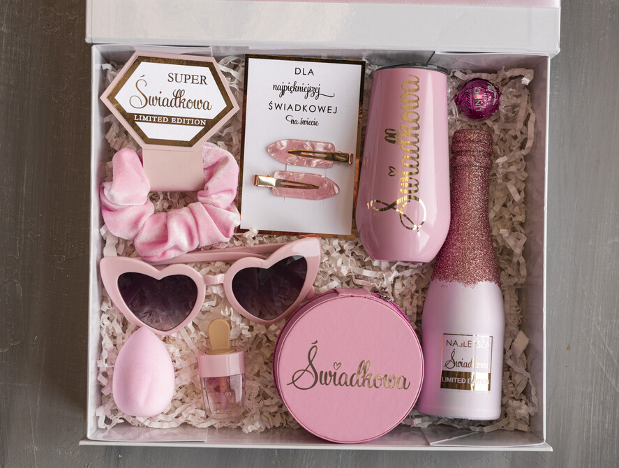 Prezenty dla świadków boxy prezentowy dla Świadkowej, prośba o świadkowanie  Prośba o świadkowanie pomysł na prezent dla świadkowej, box kosmetyczny dla świadkowej i druhny, oryginalny prezent dla świadkowej 2