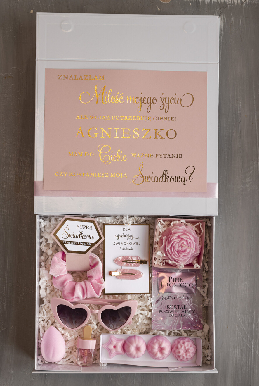 Prezenty dla świadków boxy prezentowy dla Świadkowej, prośba o świadkowanie  czy zostaniech moją druhną prośba o świadkowanie pomysł na prezent dla świadkowej, box kosmetyczny dla świadkowej i druhny, oryginalny prezent dla świadkowej0