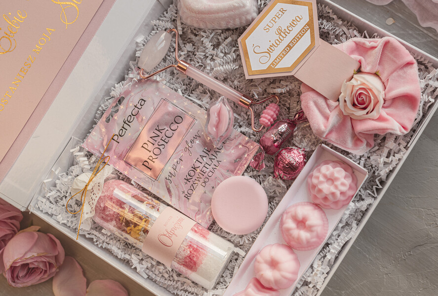 Prezenty dla świadków boxy prezentowe dla Świadkowej, prośba o świadkowanie  czy zostaniesz moją świadkową pomysł na prezent dla świadkowej, zestaw beauty dla świadkowej, box prezentowy dla świadkowej i druhny, zestaw do kąpieli2