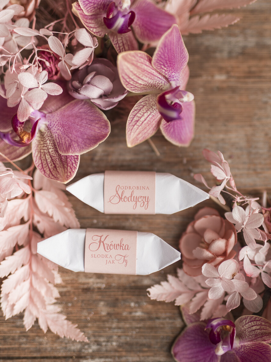 Prezenty dla świadków boxy prezentowe dla Świadkowej, prośba o świadkowanie  Szlafrok dla Świadkowej ze złotym Napisem - Prośba o Świadkowanie Kubek Serduszko i zaparzacz9