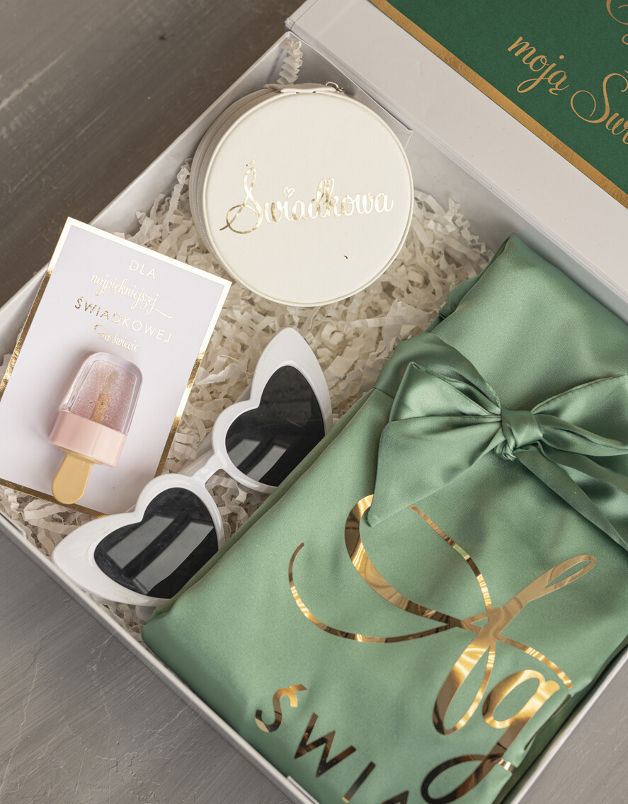 Prezenty dla świadków boxy prezentowe dla Świadkowej, prośba o świadkowanie  prezent dla druhny, pomysł na prezent dla świadkowej, Box prezentowy dla świadkowej, szlafrok w kolorze miętowym, zestaw prezentowy dla druhny4