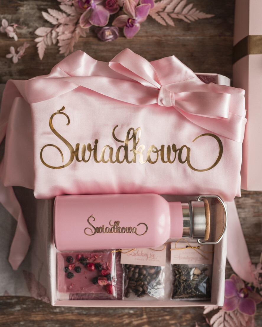 Prezenty dla świadków boxy prezentowy dla Świadkowej, prośba o świadkowanie  Szlafrok dla Świadkowej ze złotym Napisem - Prośba o Świadkowanie TermoKubek Termos Kanka9