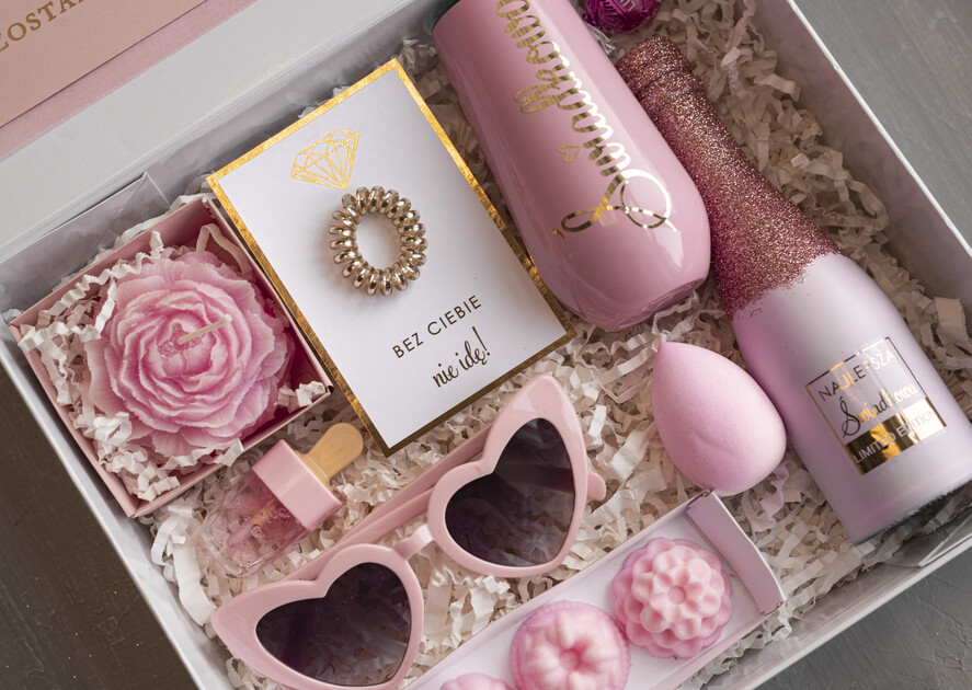 Prezenty dla świadków boxy prezentowy dla Świadkowej, prośba o świadkowanie  Prośba o świadkowanie pomysł na prezent dla świadkowej, box kosmetyczny dla świadkowej i druhny, oryginalny prezent dla świadkowej 8