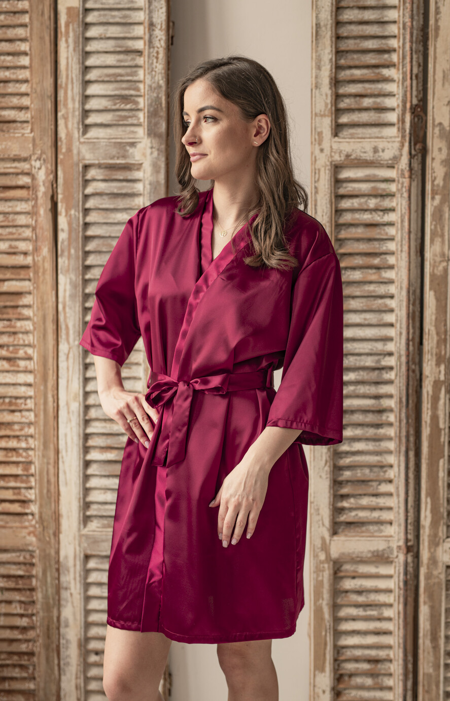 Prezenty dla świadków boxy prezentowy dla Świadkowej, prośba o świadkowanie  prezent dla świadkowej szlafrok z napisem świadkowa, pomysł na prezent dla świadkowej, Box prezentowy dla świadkowej z bordowym szlafrokiem6