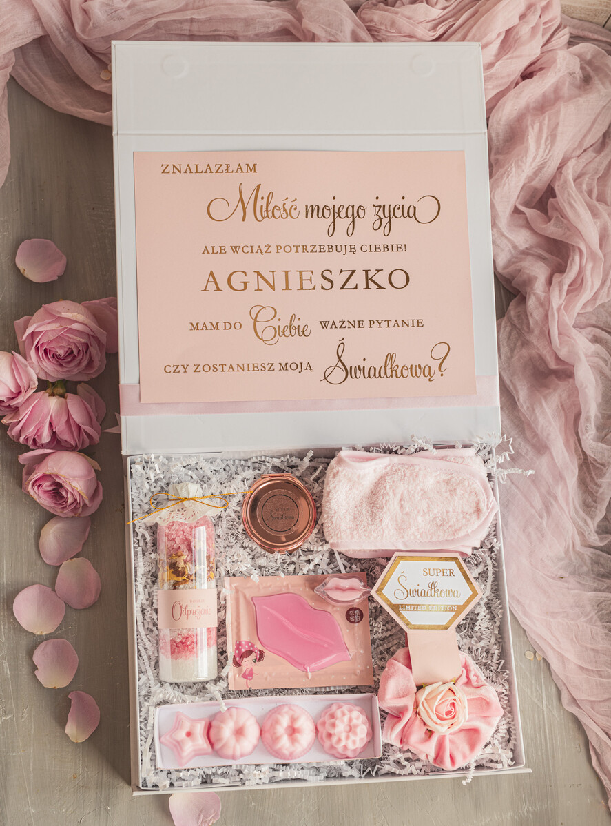 Prezenty dla świadków boxy prezentowy dla Świadkowej, prośba o świadkowanie  czy zostaniesz moją świadkową pomysł na prezent dla świadkowej, zestaw beauty dla świadkowej, box prezentowy dla świadkowej i druhny, zestaw do kąpieli0