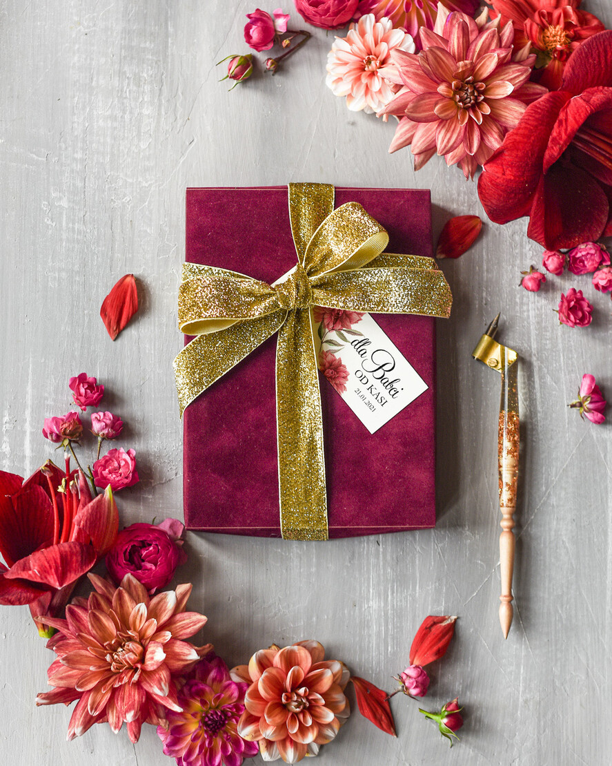 Prezenty dla Babci i Dziadka Prezenty dla Babci Prezent Dla Babci Pudełeczko z Czekoladkami i Ciasteczkiem Kartka na Dzień Babci życzenia dla Babci w Pudełku4