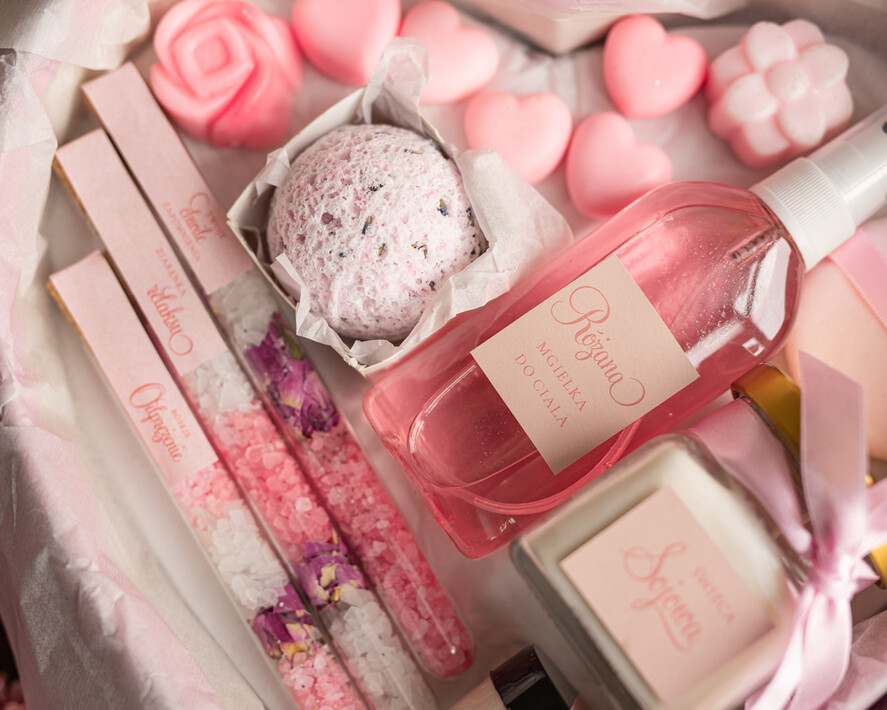 Prezenty dla Babci i Dziadka Prezenty dla Babci prezent dla babci zestaw kosmetyków do kąpieli prezenty dla dziadków  1