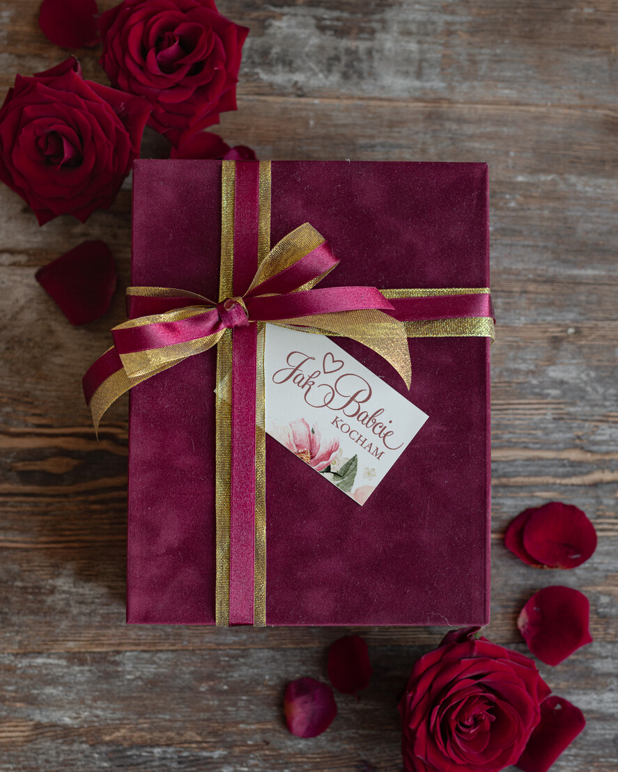 Prezenty dla Babci i Dziadka Prezenty dla Babci Prezent z okazji Dnia Babci Kubek z dedykcją Dla Babci Zestaw z kawą i herbatą2