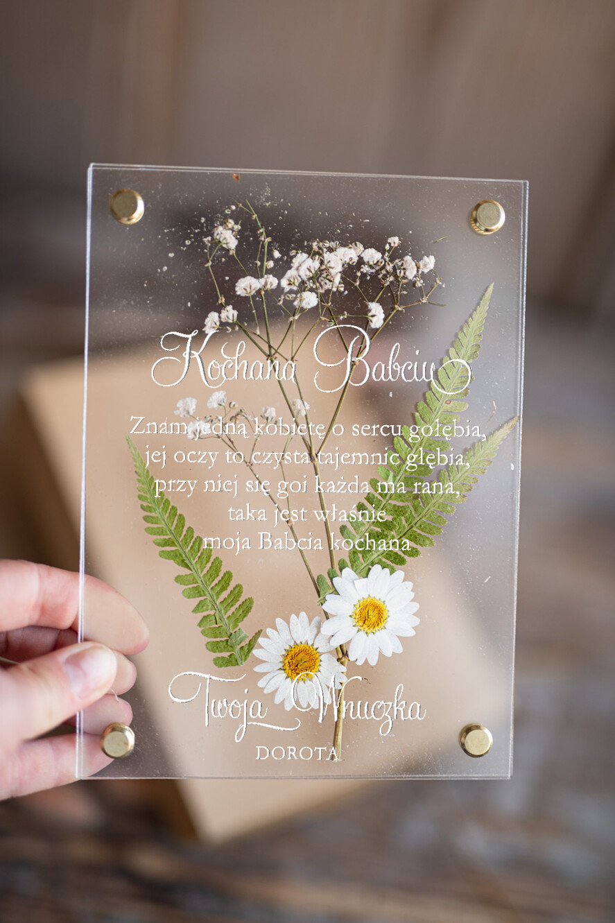 Prezenty dla Babci i Dziadka Prezenty dla Babci Orginalna Kartka na dzień Babci Życzenia z suszonymi Kwiatkami, kartka w akrylu dla Babci1