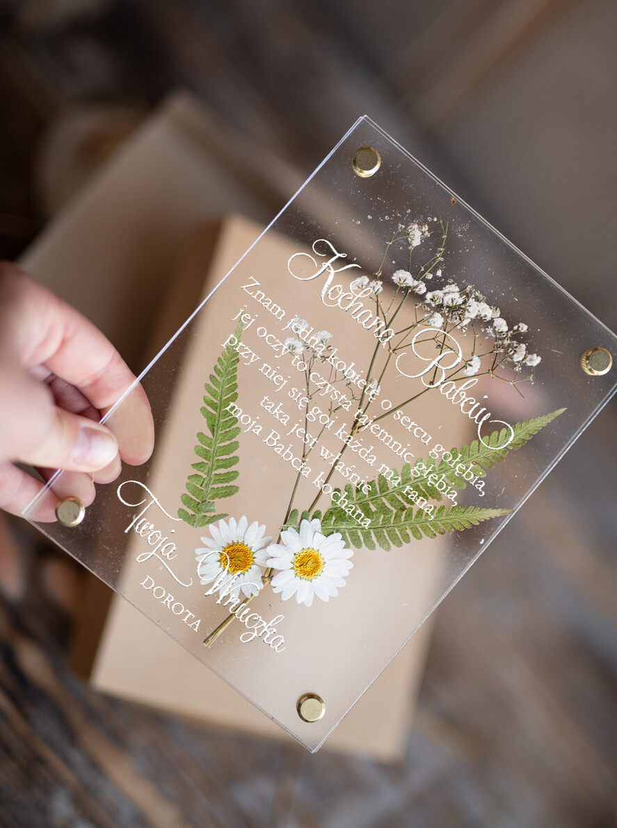 Prezenty dla Babci i Dziadka Prezenty dla Babci Orginalna Kartka na dzień Babci Życzenia z suszonymi Kwiatkami, kartka w akrylu dla Babci2