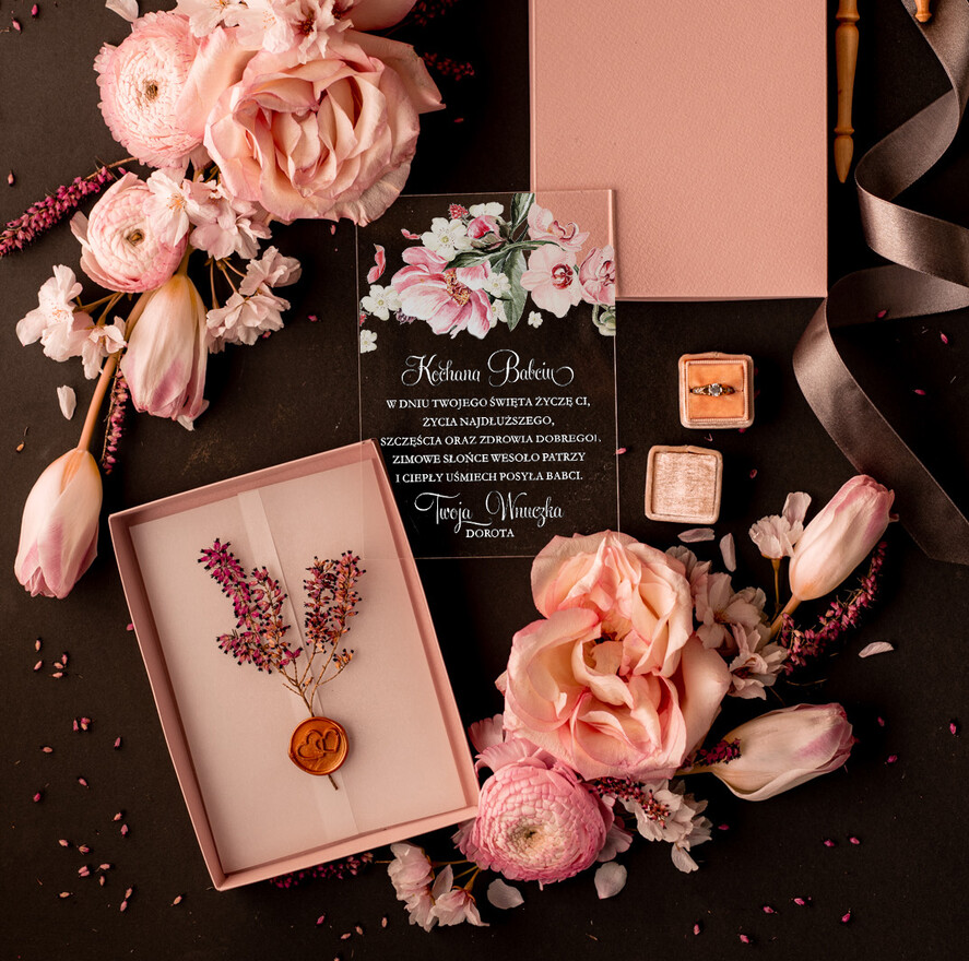 Prezenty dla Babci i Dziadka Prezenty dla Babci Przeźroczysta  Kartka z życzeniami na Dzień Babci w Pudełku z Dedykacją0