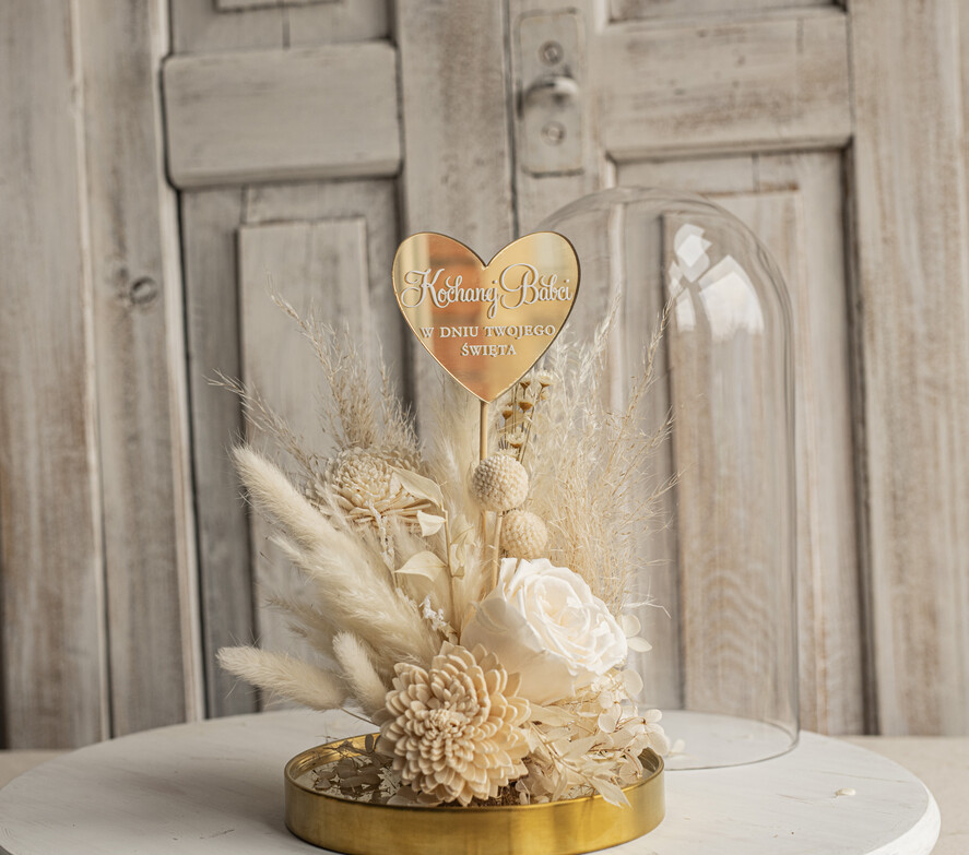 Prezenty dla Babci i Dziadka Prezenty dla Babci flowerbox, pomysł na prezent prezent dla babci kwiaty w kopule kompozycja z kwiatów suszonych wieczne roze,  prezent dla babci bukiet z suszonych kwiatów4