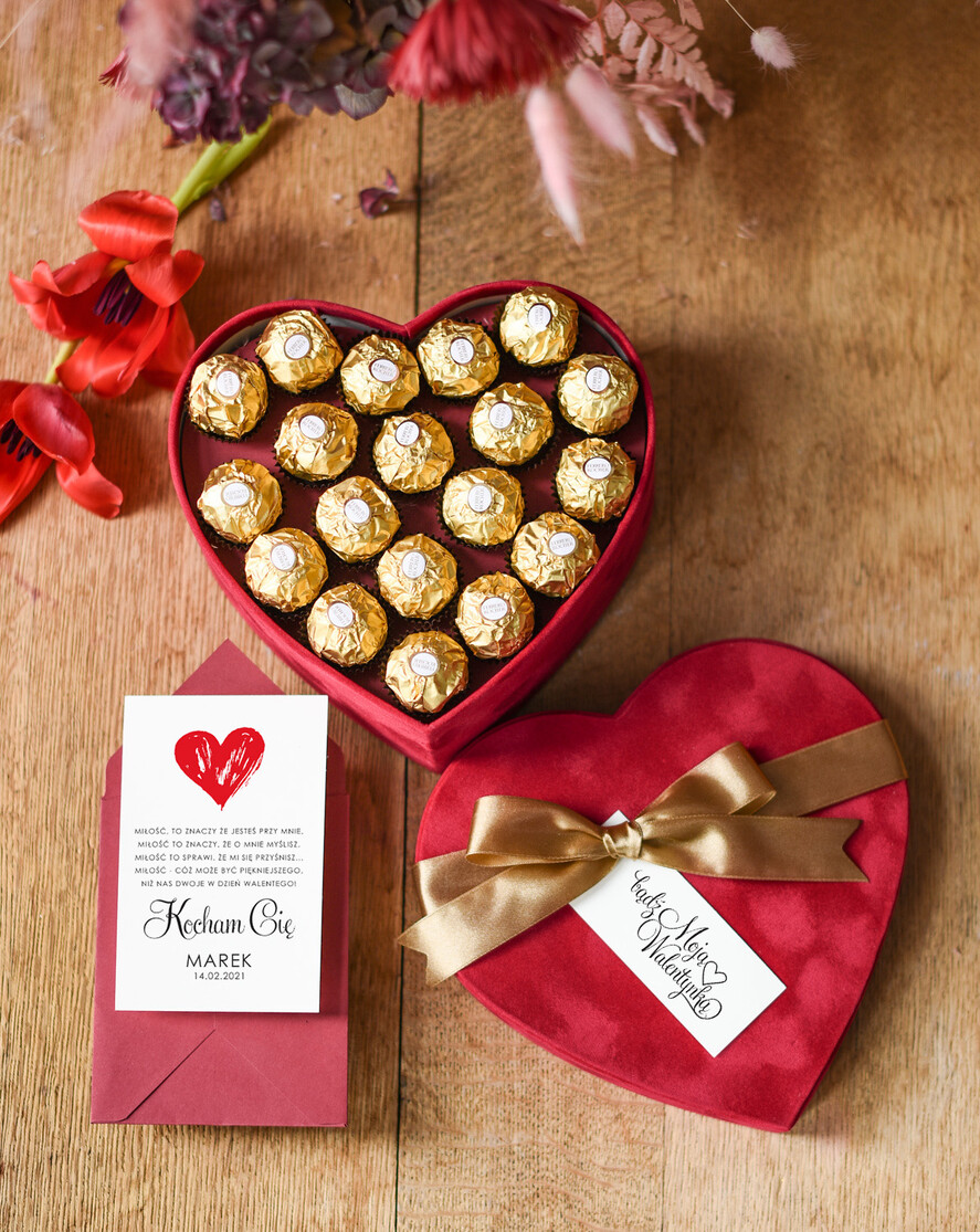 Walentynki prezent na walentynki dla Niej   pomysł na prezent dla narzeczonej na walentynki serce pełne czekoladek czekoladki na walentynki 2