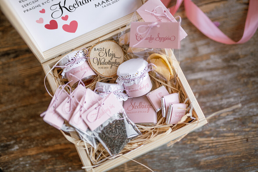 Walentynki prezent na walentynki dla Niej   romantyczny prezent na walentynki dla drewniane pudełko ze słodyczami 1