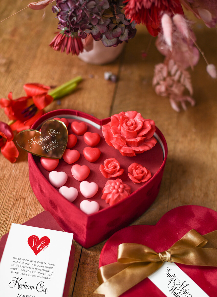 Walentynki prezent na walentynki dla Niej  pomysł na prezent dla dziewczyny na walentynki serce pełne pachnących mydełek 5