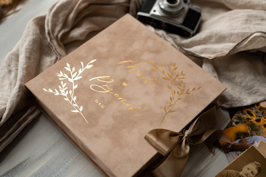 Ankiety weselne ankiety w pudełkach  ankieta weselna dla gości pamiątka ze ślubu, ankieta weselna zamknięta w welurowym pudełku, pamiątka ze ślubu ankiety weselne, porady dla Pary Młodej7