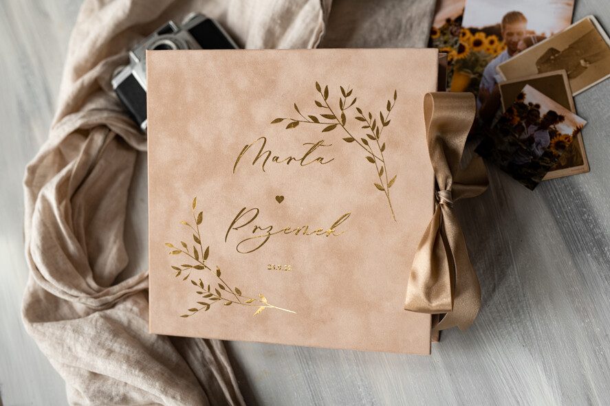 Ankiety weselne ankiety w pudełkach  ankieta weselna dla gości pamiątka ze ślubu, ankieta weselna zamknięta w welurowym pudełku, pamiątka ze ślubu ankiety weselne, porady dla Pary Młodej0