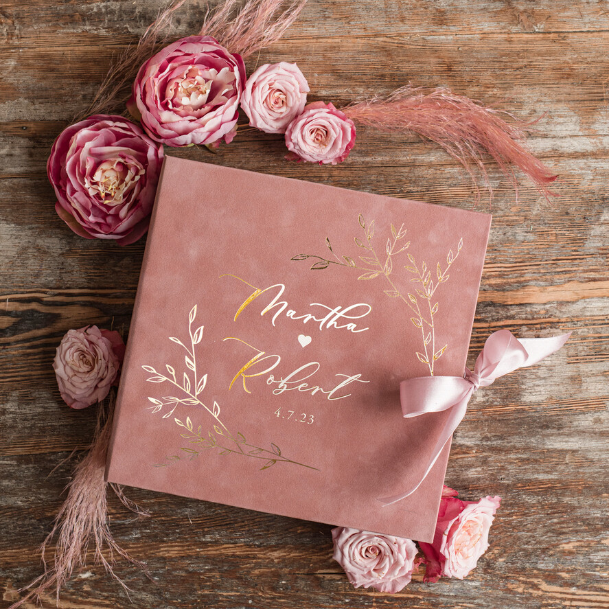 Ankiety weselne ankiety w pudełkach  Welurowa księga wpisów gości w formie ankiety weselnej, porady dla Młodych, zdjęcia gości, Ankiety weselne 4