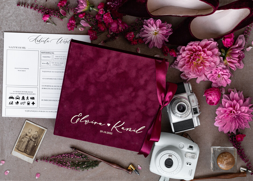 Ankiety weselne ankiety w pudełkach  Bordowa Ankieta Weselna Dla Gości Pamiątka Ze Ślubu, Bordowa Ankieta Weselna Zamknięta W Welurowym Pudełku, Pamiątka Ze Ślubu Ankiety Weselne2