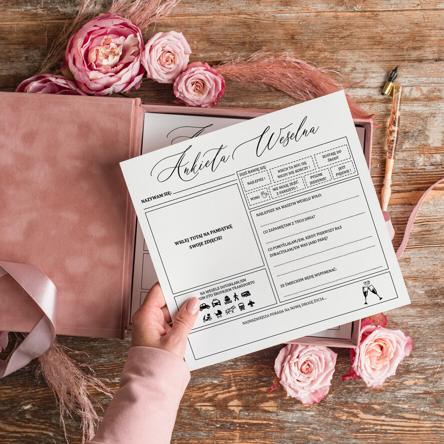 Ankiety weselne ankiety w pudełkach  Welurowa księga wpisów gości w formie ankiety weselnej, porady dla Młodych, zdjęcia gości, Ankieta weselne w welurowym pudełku9