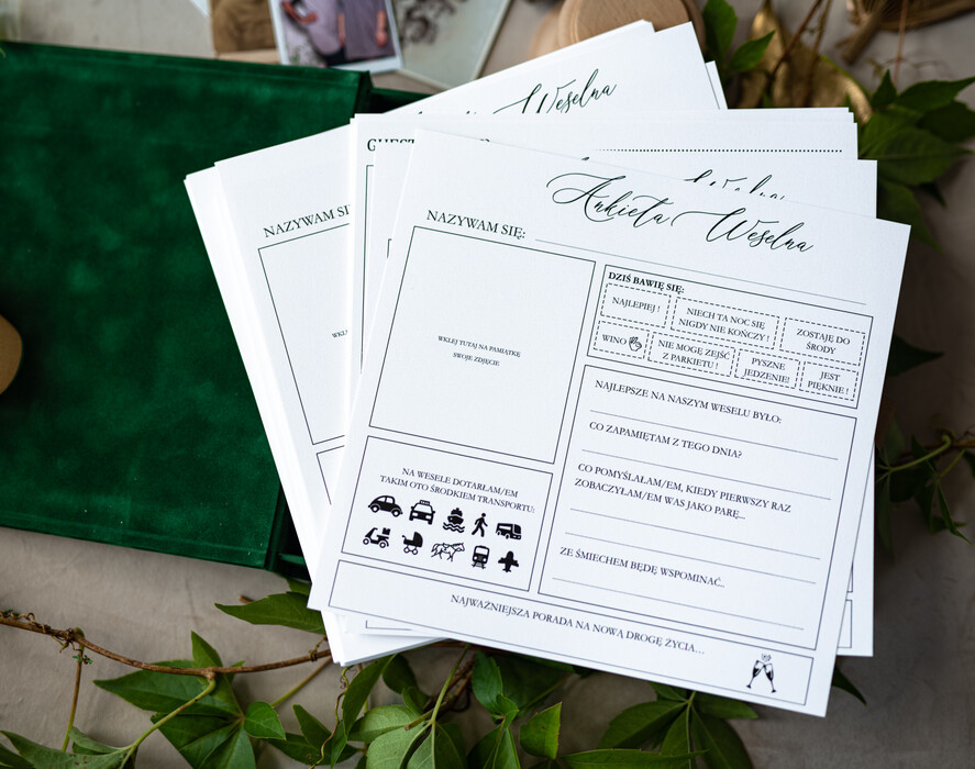 Ankiety weselne ankiety w pudełkach  Welurowa księga wpisów gości w formie ankiety weselnej, porady dla Młodych, zdjęcia gości, Ankieta weselne w welurowym pudełku3