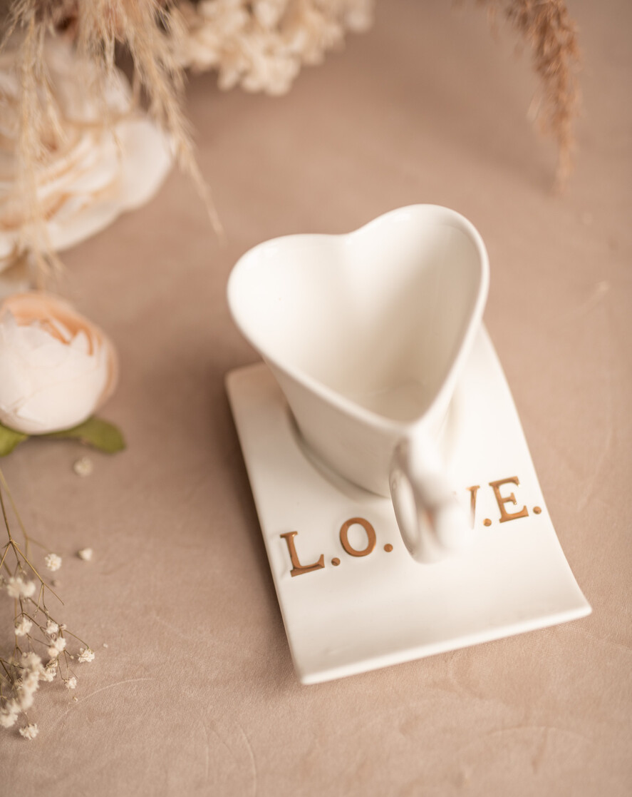 Prezenty dla Mamy zestawy w welurowych i ozdobnych pudełkach  prezent dla Mamy czekoladki, prezent na dzień mamy filiżanka z zaparzaczem, prezent dla mamy w ozdobnym pudełku4