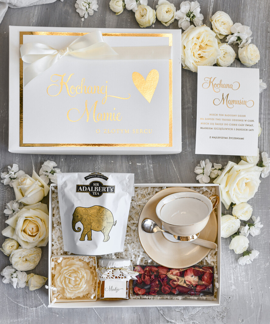 Prezenty dla Mamy zestawy w welurowych i ozdobnych pudełkach  Zestaw Prezentowy na Dzień Mamy - Box Upominek elegancka filiżanka 0