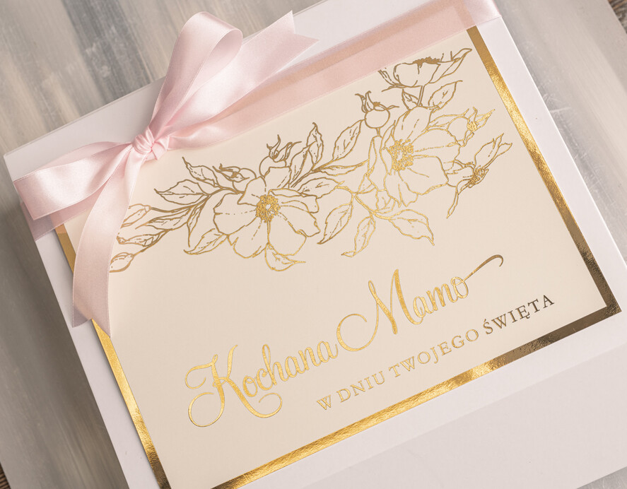 Prezenty dla Mamy zestawy w welurowych i ozdobnych pudełkach  zestaw kosmetyków dla Mamy, box prezentowy z okazji Dnia Mamy, box kosmetyczny dla Mamy, pomysł na prezent z okazji dnia Mamy7