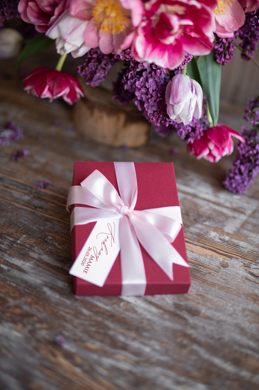 Prezenty dla Mamy kartki i magnesy na lodówkę z życzeniami  piękny prezent dla mamy kartka z życzeniami w pudełku  , pudełeczko z życzeniami na akrylu 2