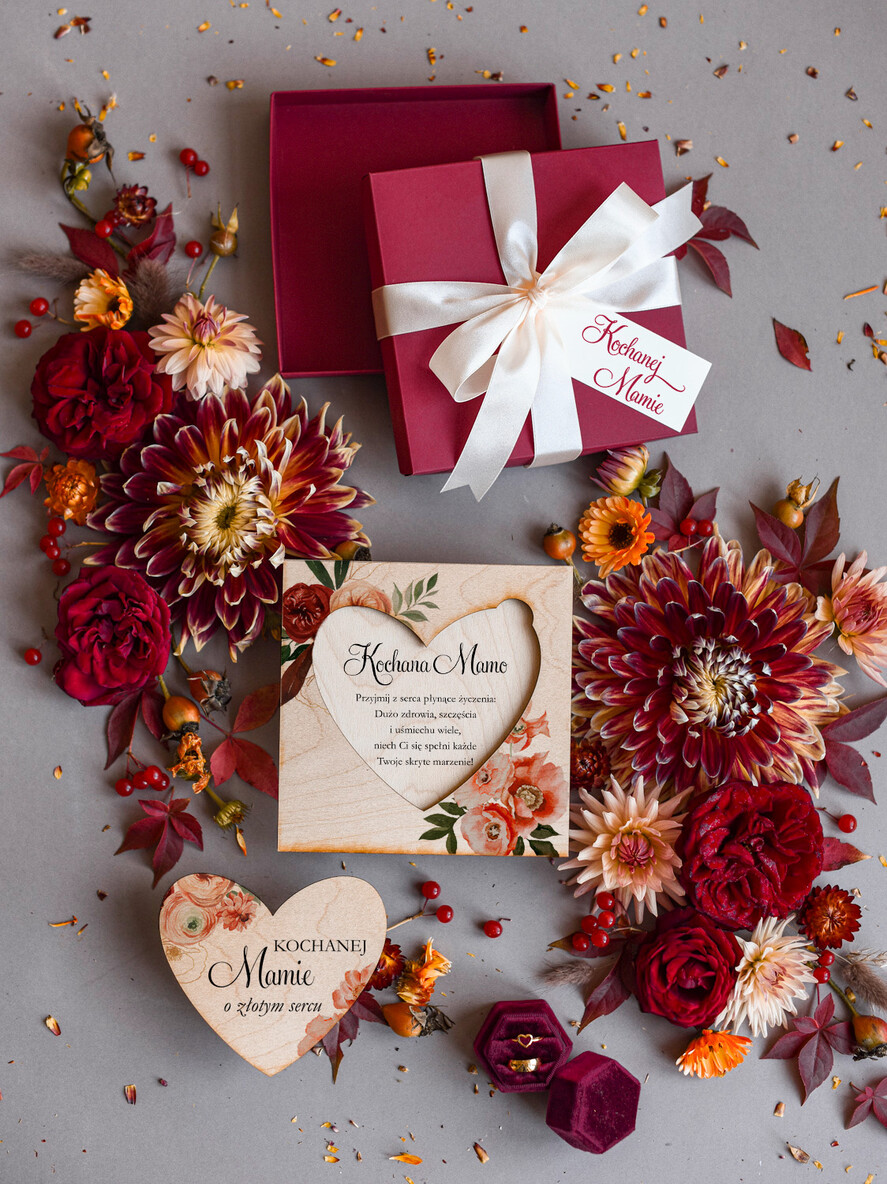 Prezenty dla Mamy kartki i magnesy na lodówkę z życzeniami  pomysł na prezent z okazji dnia mamy, kartka z życzeniami drewniana wyjatkowe zyczenia dla Mamy 0