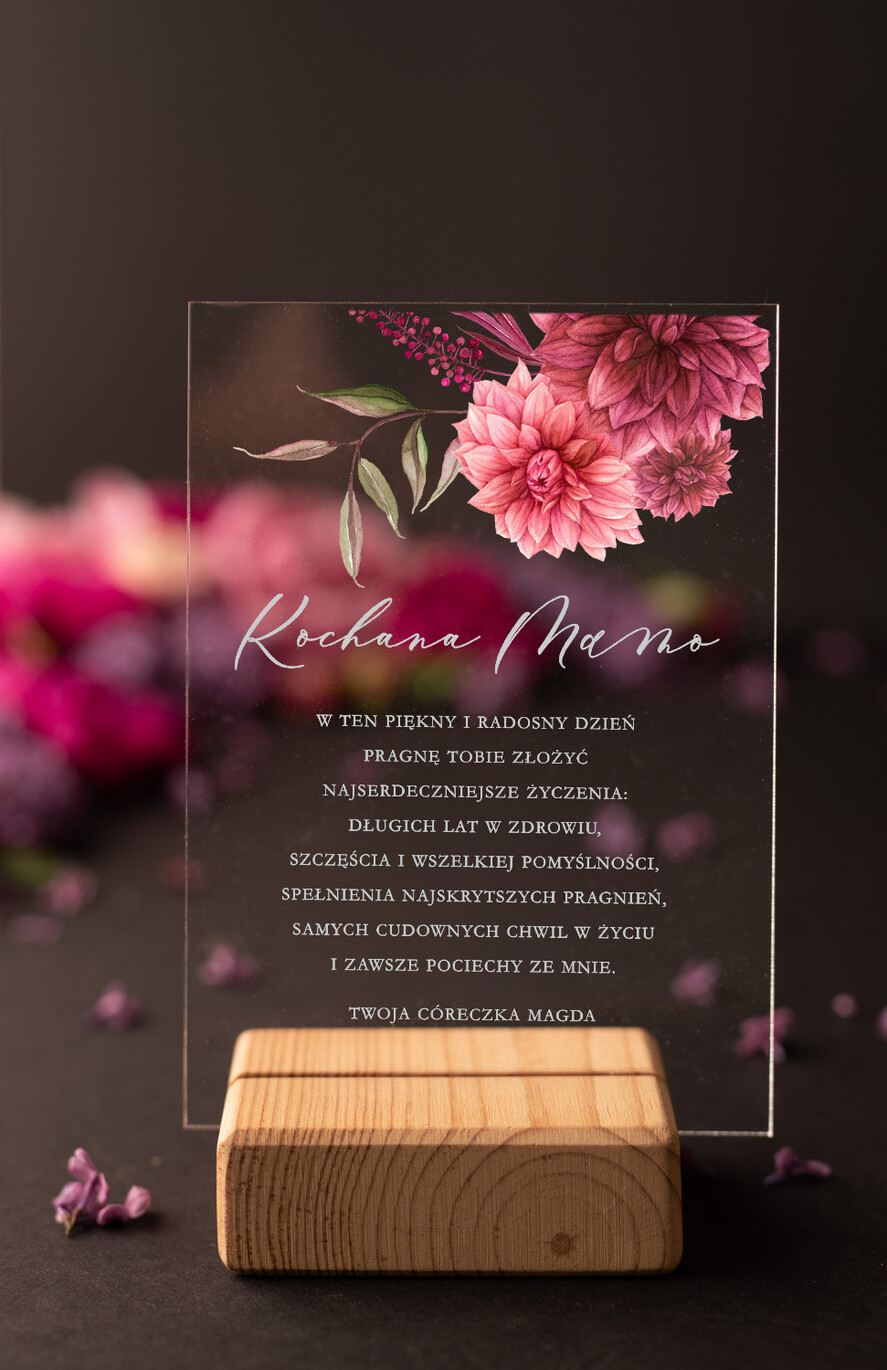 Prezenty dla Mamy kartki i magnesy na lodówkę z życzeniami  Pomysł prezent dla Mamy, Kartka z zyczeniami na Dzień Mamy w pudełeczku z lakiem i kwiatkami 1